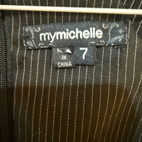 My Michelle Black Sheath Mini Dress Square Neck Sleeveless w belt!🖤 Early 2000s. - Picture 4 of 8